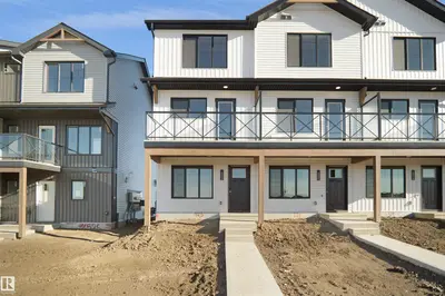 Interior photo 1 of 2716 Alces WY SW