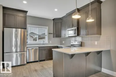 Interior photo 4 of 2036 SOUTH CREEK DR