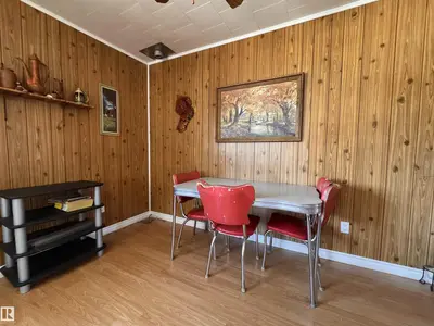 Interior photo 2 of 
