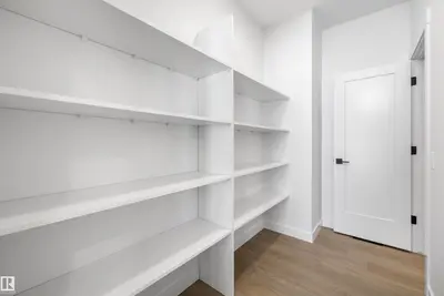 Interior photo 4 of 1077 CRISTALL CR SW