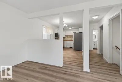 Interior photo 4 of 5510 186 ST NW