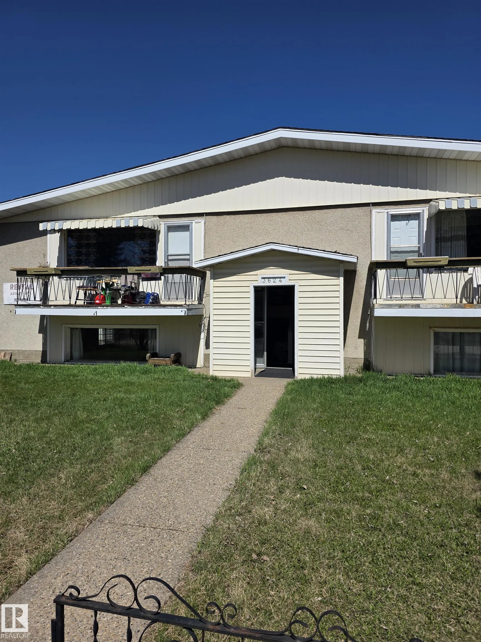 3624 117 AV NW, Edmonton - 7 bedroom Quadruplex for sale