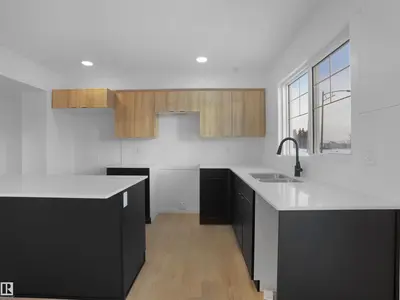 Interior photo 2 of #11 1430 Aster WY NW