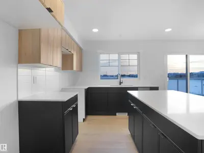 Interior photo 3 of #11 1430 Aster WY NW