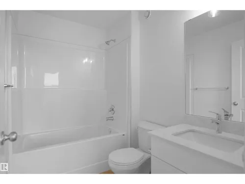 1429 9 ST NW, Edmonton - $399,998