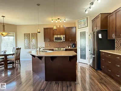 Interior photo 4 of 43 SELKIRK PL