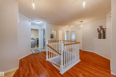 Interior photo 4 of #128 215 BLACKBURN SW