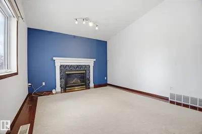 Interior photo 3 of 11413 118 ST NW