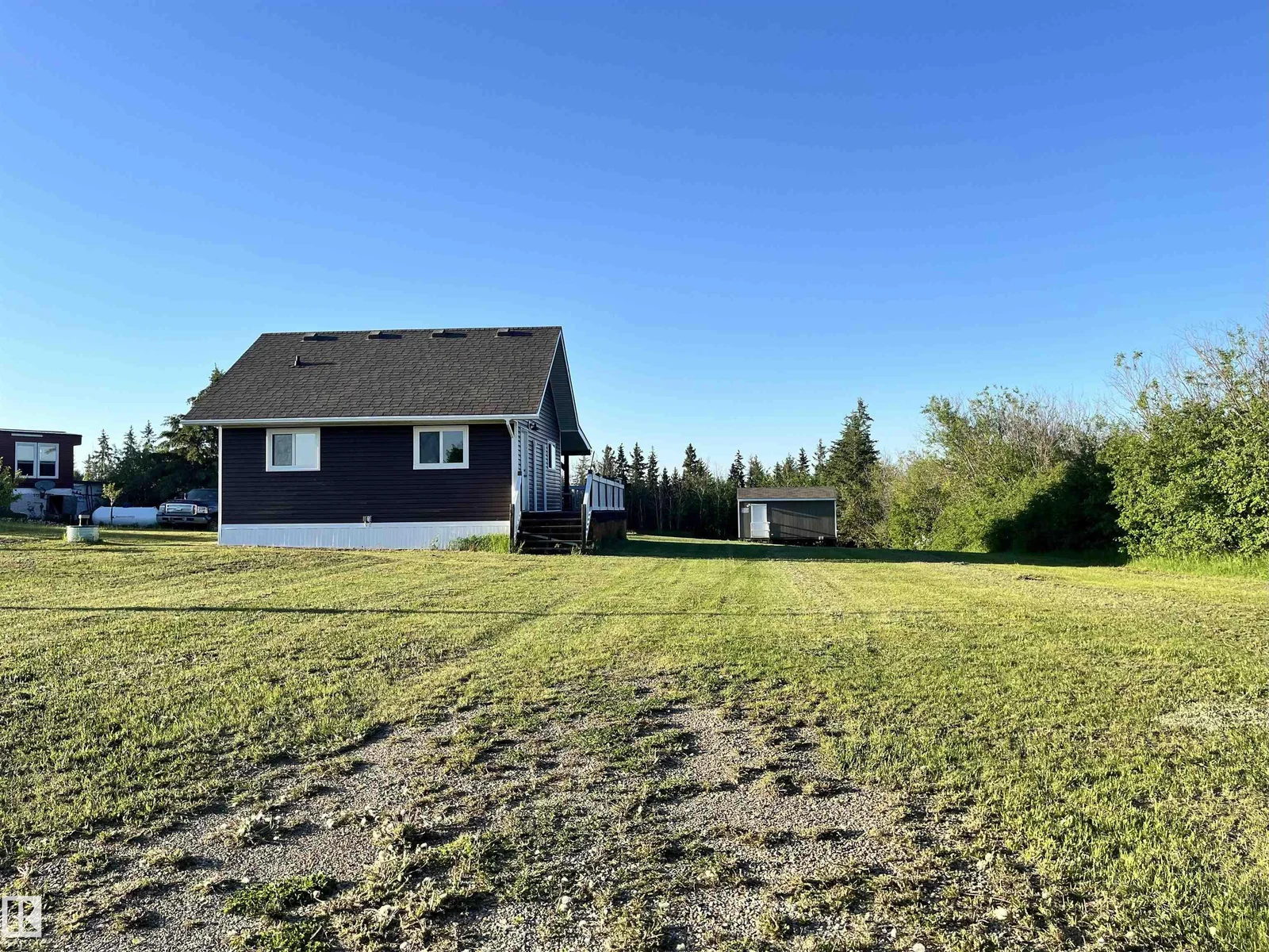 ##259 57201 RNG ROAD 102, Rural St. Paul County - 2 bedroom Cottage for sale