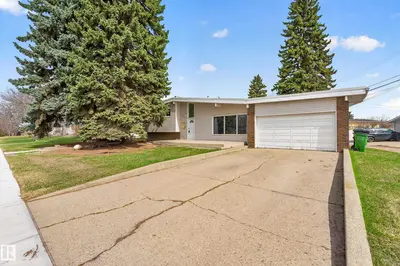 Interior photo 1 of 5304 90A AV NW