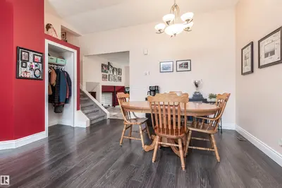 Interior photo 2 of 9 DARLINGTON DR