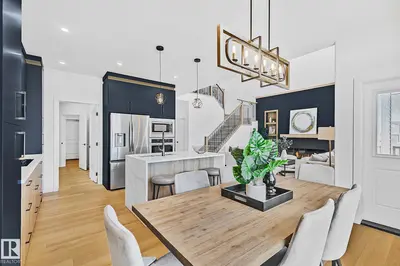 Interior photo 4 of 161 Graybriar DR
