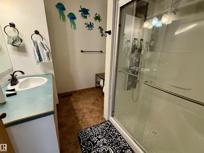 Interior photo 4 of 47424 RGE ROAD 20 A