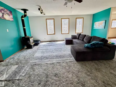 Interior photo 3 of 47424 RGE ROAD 20 A