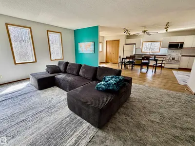 Interior photo 2 of 47424 RGE ROAD 20 A