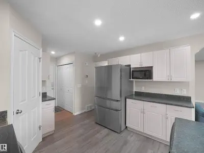 Interior photo 4 of 7407 SINGER LANDING LD NW