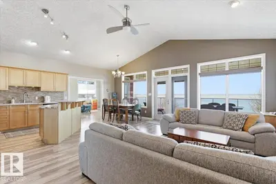 Interior photo 1 of 72 Beach Ave