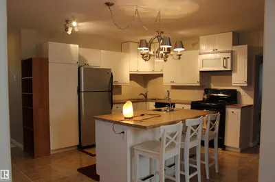 Interior photo 3 of 5027 52 AV