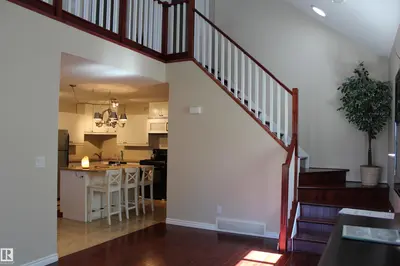 Interior photo 4 of 5027 52 AV
