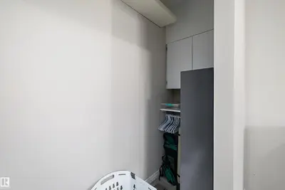 Interior photo 2 of 4908 49 AV