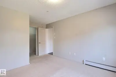 Interior photo 4 of #324 344 WINDERMERE RD NW