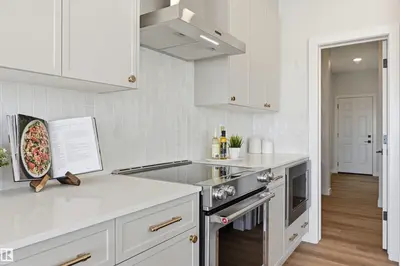 Interior photo 3 of 2815 188 ST NW