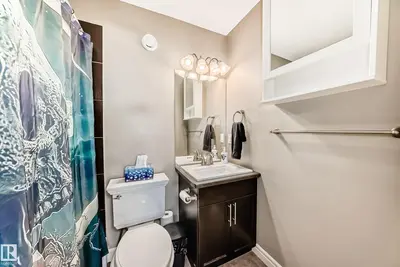 Interior photo 3 of 26 SOUTH CREEK WD
