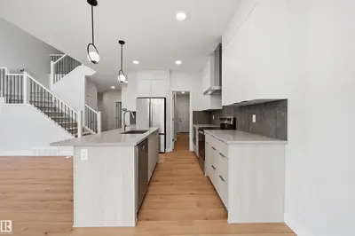 Interior photo 1 of 3048 DIXON LANDING LD SW