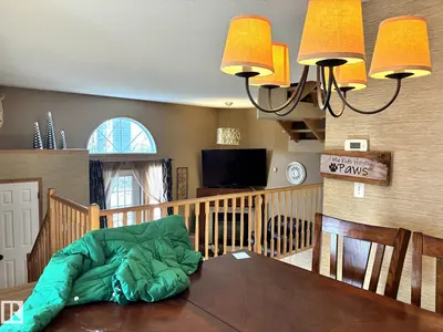 Interior photo 4 of 1248 48 ST NW