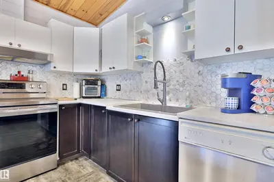 Interior photo 2 of 6309 49 ST