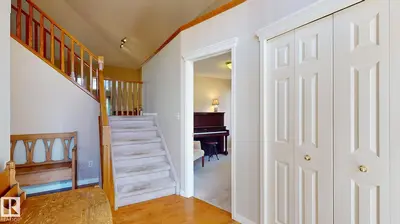 Interior photo 1 of 721 BUTTERWORTH DR NW