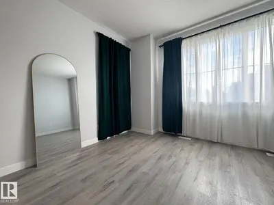 Interior photo 4 of 1404 PODERSKY LI SW