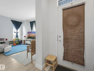 Interior photo 3 of 1404 PODERSKY LI SW