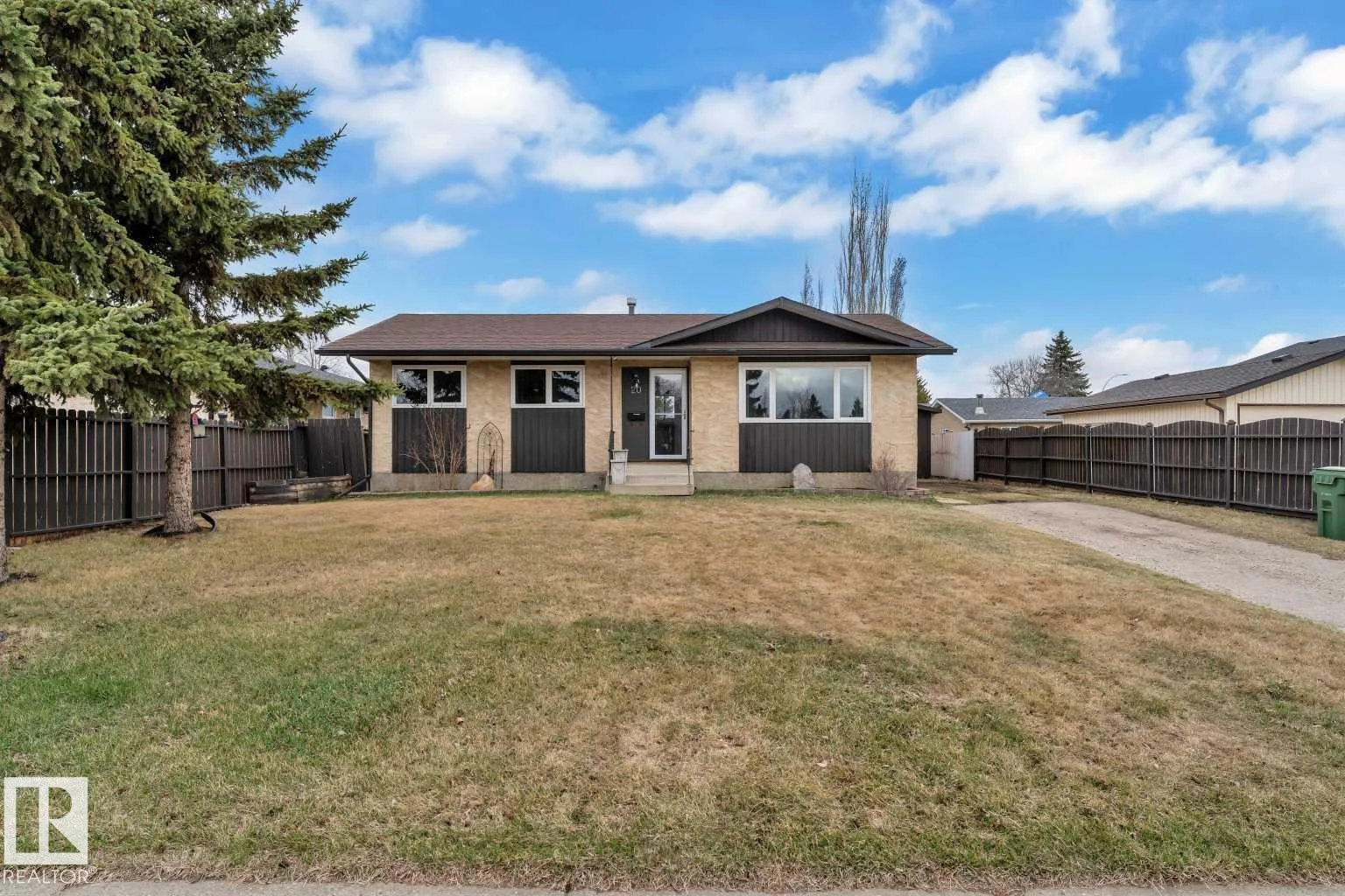 20 CALEDONIA DR, Leduc - 4 bedroom Detached Single Family for sale