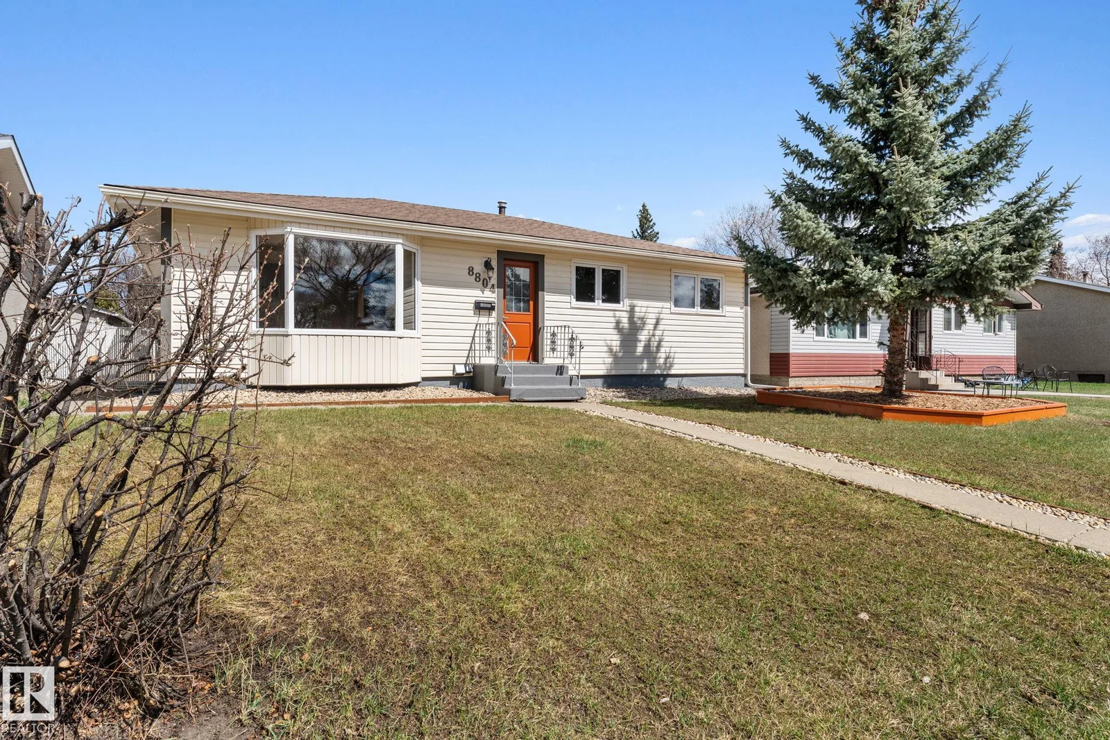 8804 135 AV NW, Edmonton - 5 bedroom Detached Single Family for sale