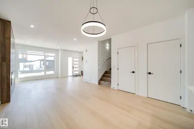 Interior photo 3 of 86 Blackbird Bend