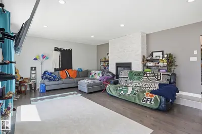 Interior photo 4 of #36 55000 LAMOUREUX DR