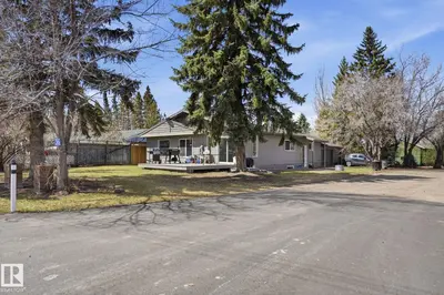 Interior photo 1 of #36 55000 LAMOUREUX DR
