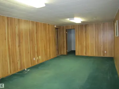 Interior photo 4 of 6832 83 AV NW