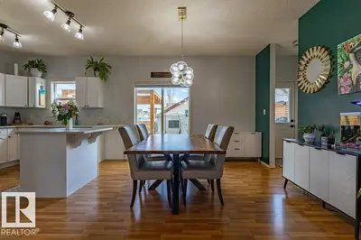 Interior photo 4 of 1676 TOMLINSON CM NW