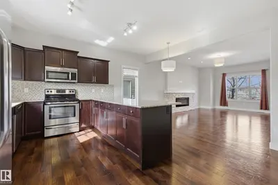 Interior photo 1 of 39 GREENBURY BV
