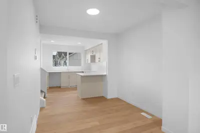 Interior photo 4 of #23 531 Merlin LD NW