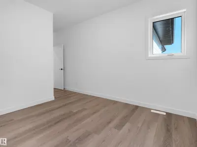 Interior photo 3 of 5225 47 Ave