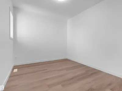 Interior photo 2 of 5225 47 Ave