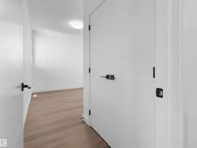 Interior photo 4 of 5225 47 Ave