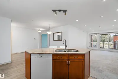 Interior photo 3 of 