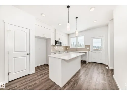 335 EDGEMONT DR NW, Edmonton - $449,900