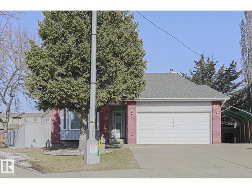 2433 89 ST NW, Edmonton - $585,000
