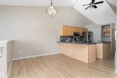 Interior photo 2 of 15109 MILLER BV NW