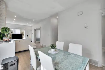Interior photo 3 of 11531 97 ST NW